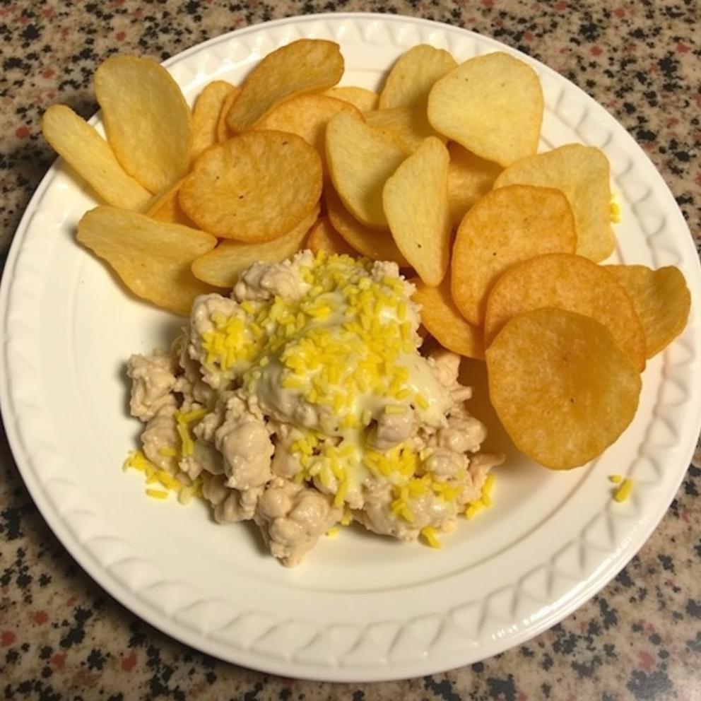 Tuna Casserole with Potato Chips