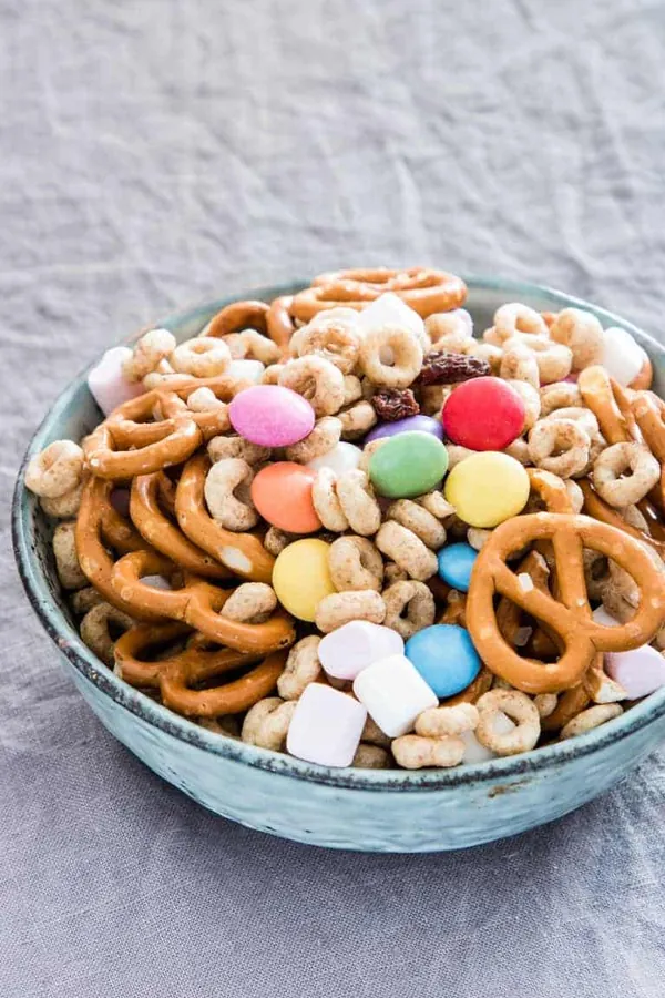 5 Minute Sweet and Salty Snack Mix