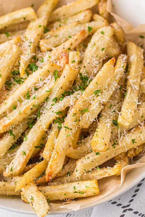Air Fryer Garlic Parmesan Fries