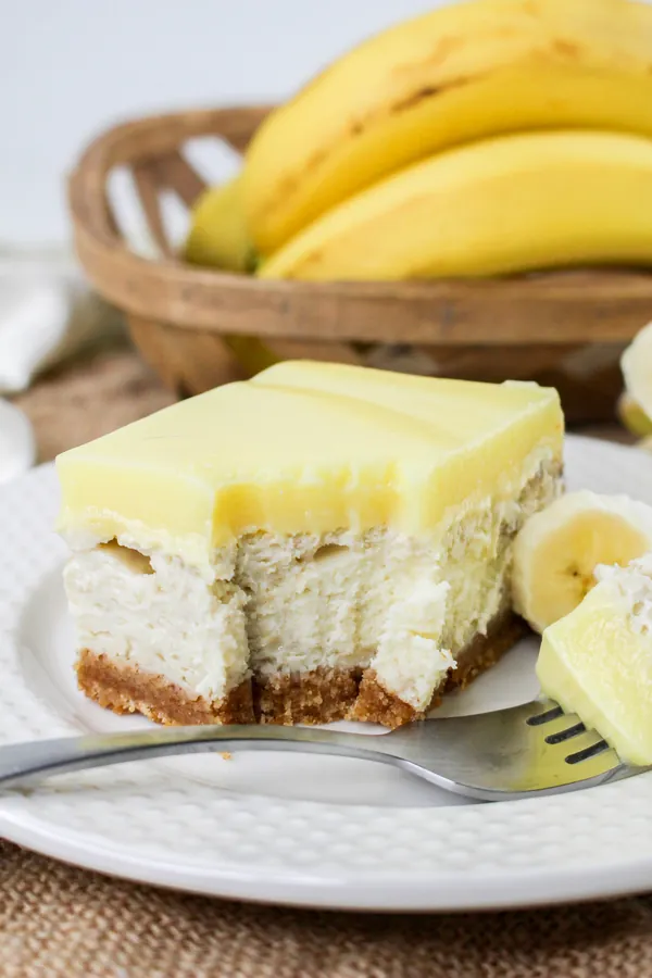 Banana Pudding Cheesecake Bars
