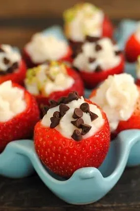 Cannoli Strawberries