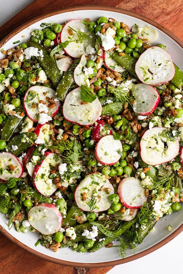 Crispy Farro Salad with Peas and Feta