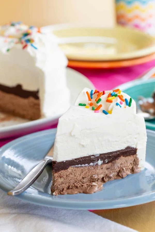 Easy Homemade Ice Cream Cake
