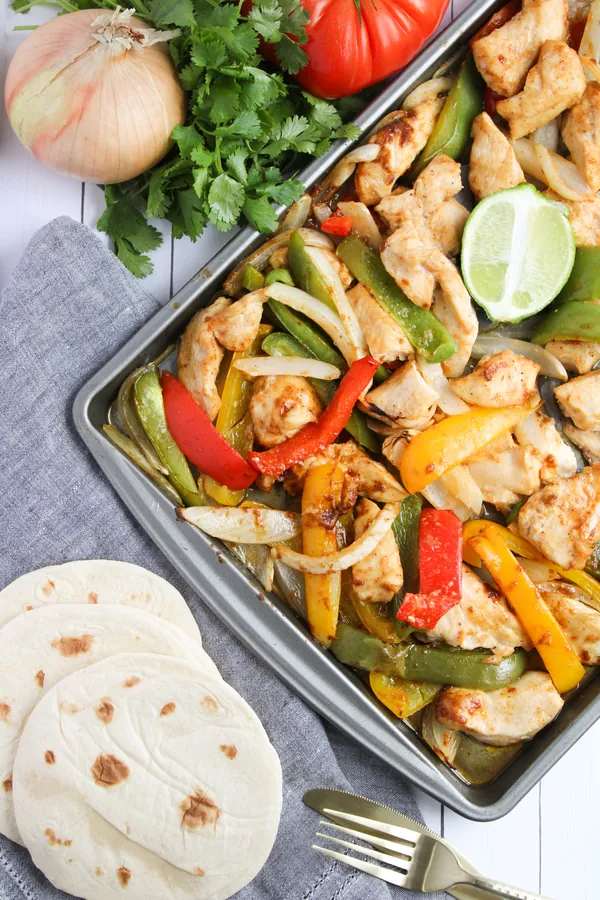 Easy Sheet Pan Chicken Fajitas