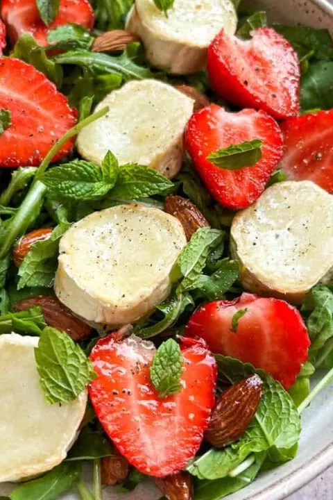 Goat's cheese salad