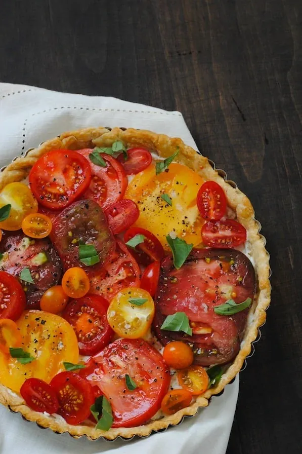 Heirloom Tomato Tart with Pie Crust