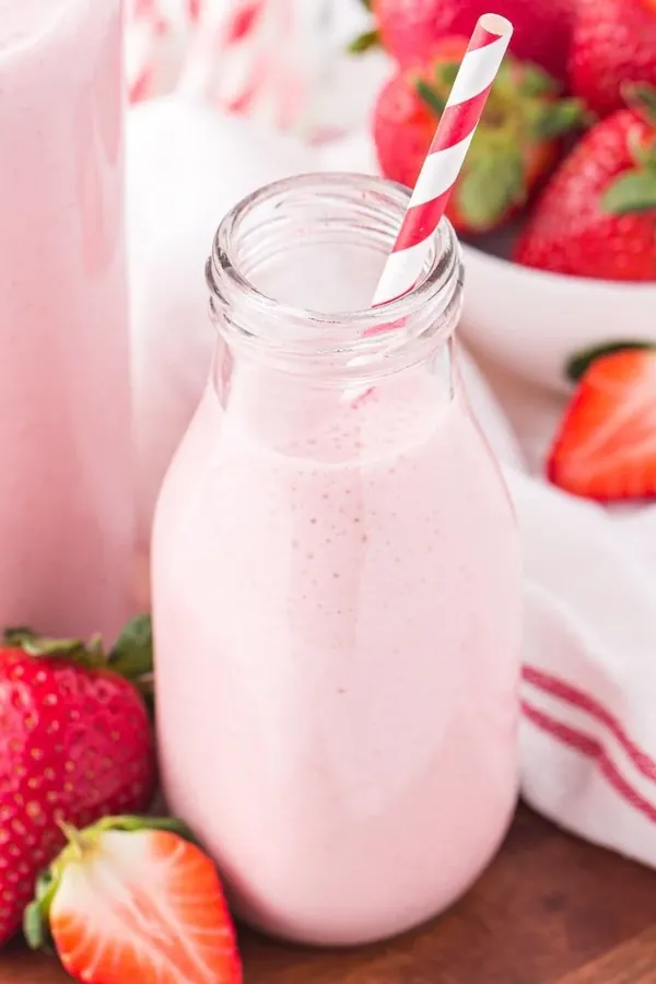 Homemade Strawberry Milk