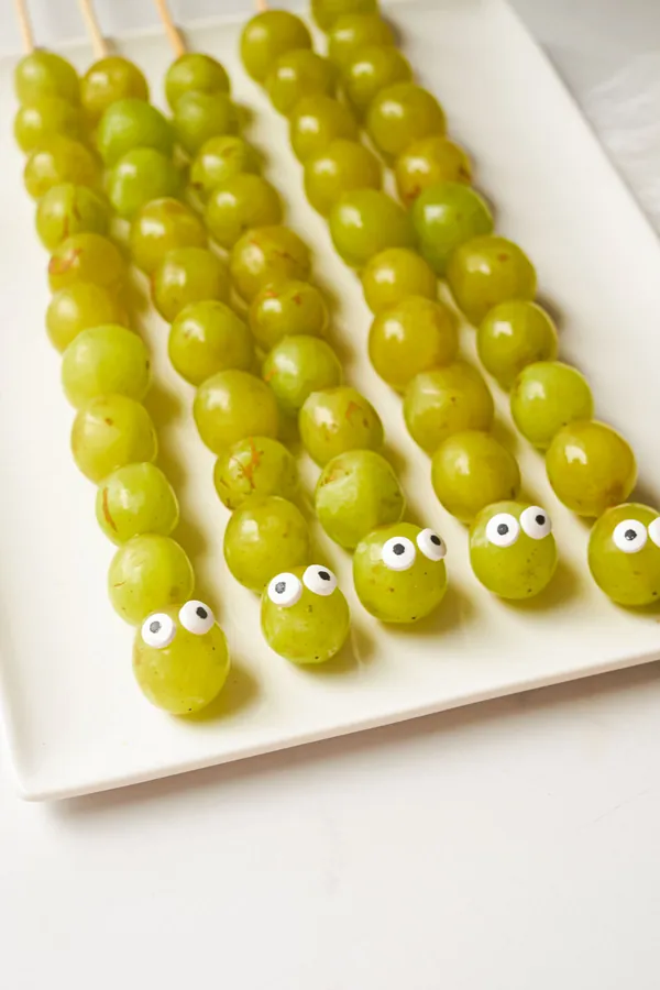 How To Make Green Grape Caterpillars