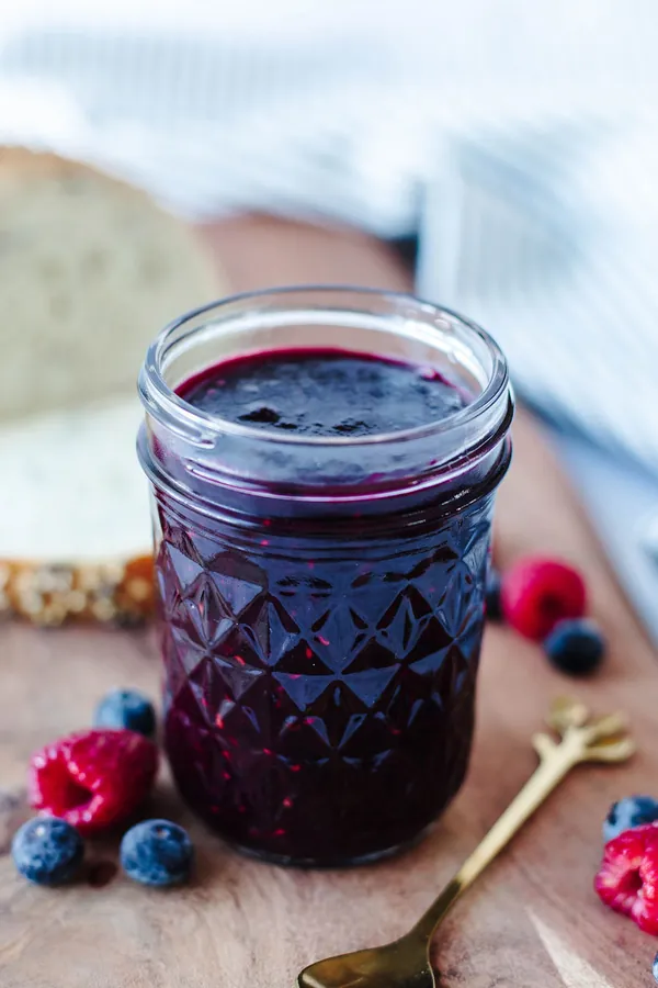 Instant Pot Mixed Berry Jam Recipe