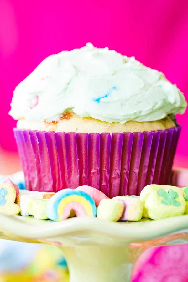Lucky Charms Cupcakes