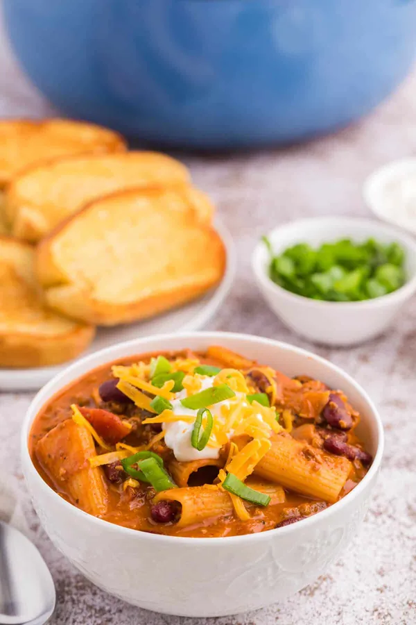 One-Pot Chili Rigatoni