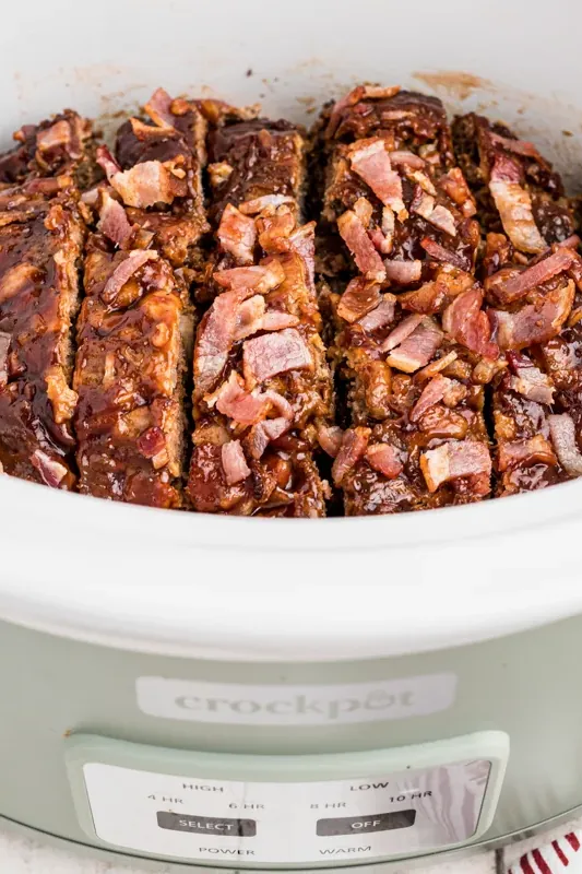 Slow Cooker Bacon Barbecue Meatloaf