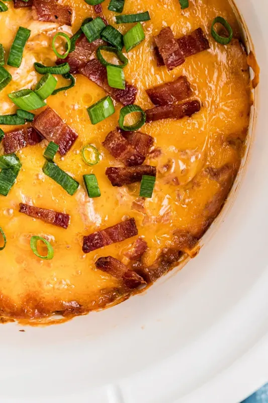 Slow Cooker Barbecue Chicken Dip