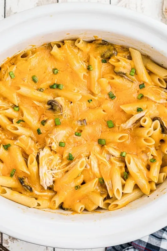 Slow Cooker Cheesy Chicken Penne