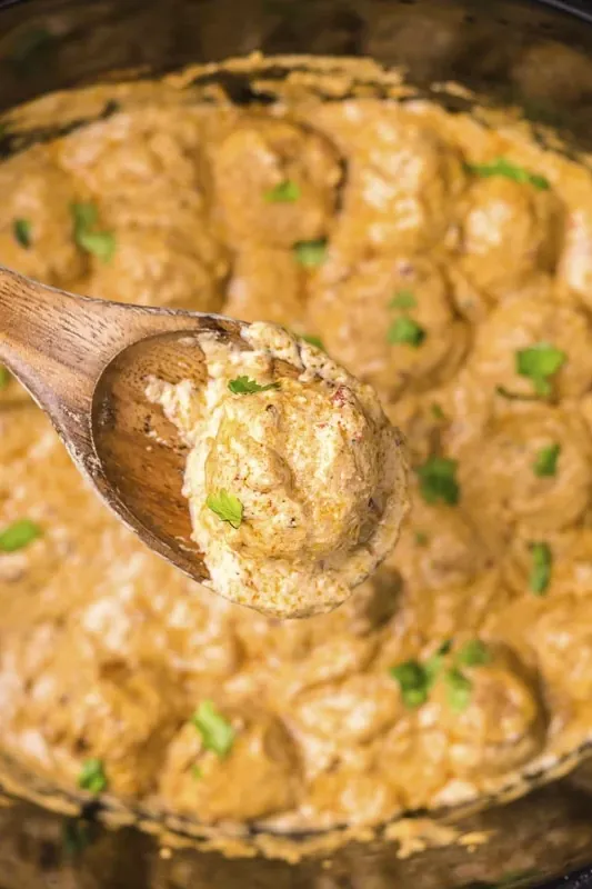 Slow Cooker Chipotle Chicken Meatballs