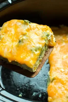 Slow Cooker Crustless Broccoli Cheese Quiche