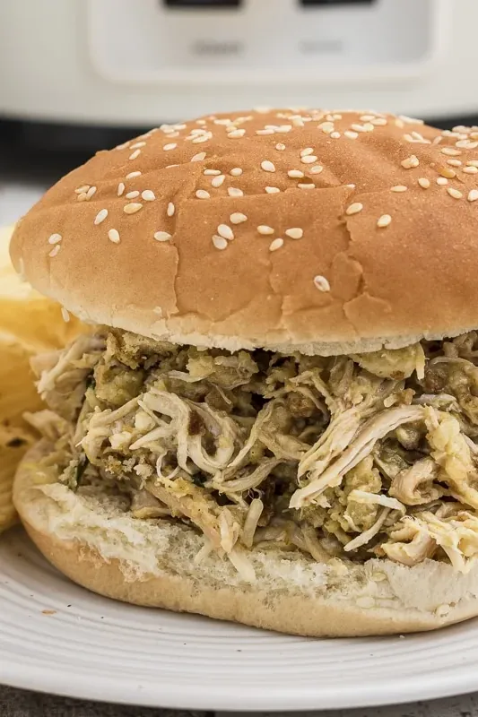 Slow Cooker Ohio Chicken Sandwiches