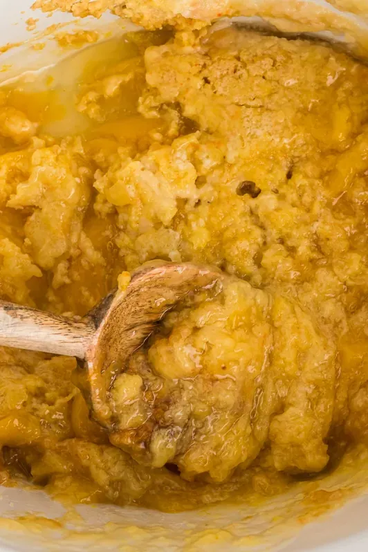 Slow Cooker Peach Cobbler