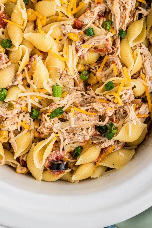 Slow Cooker Southwestern Cheesy Chicken Pasta