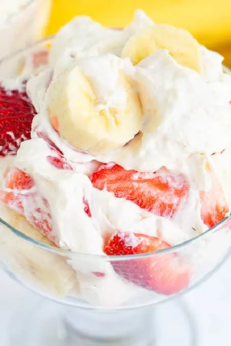 Strawberry Banana Cheesecake Salad