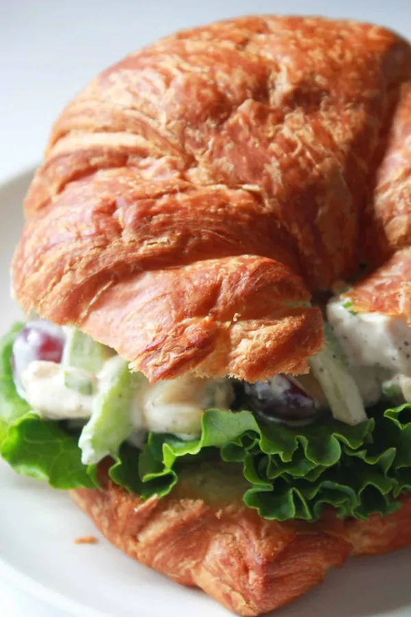 Summer Chicken Salad with Grapes and Almonds Recipe