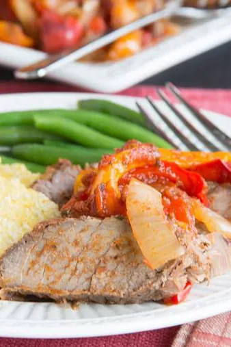 Super Simple Slow Cooker Steak Pizzaiola