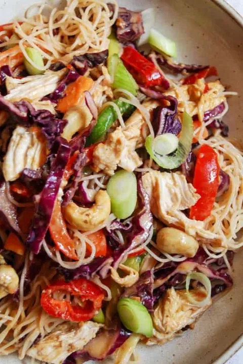 Thai chicken noodle salad {with chilli-peanut dressing}