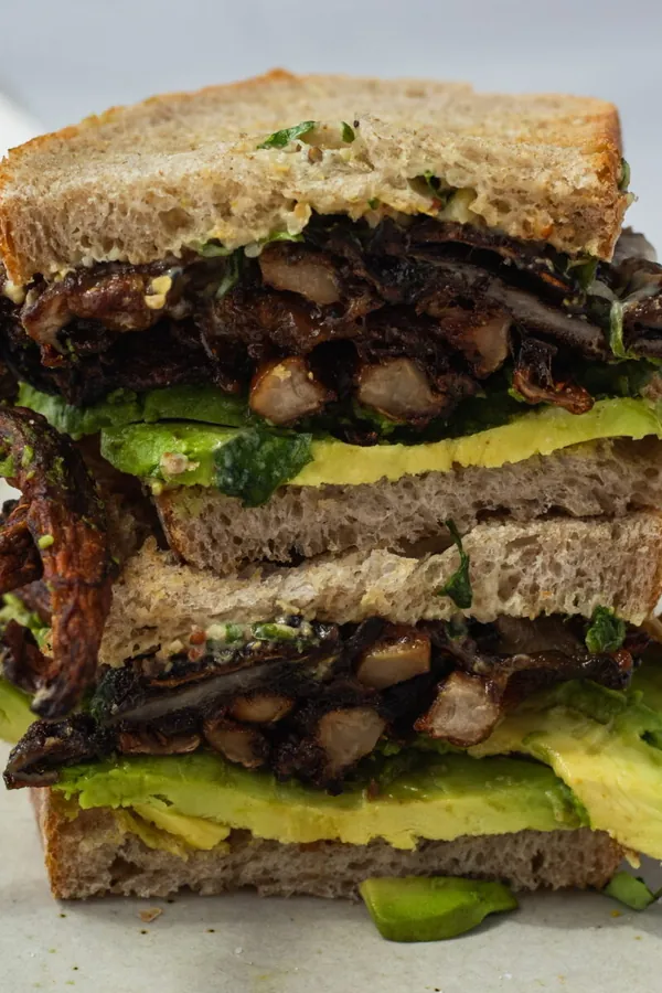 crispy air fried oyster mushroom sandwich (vegan)