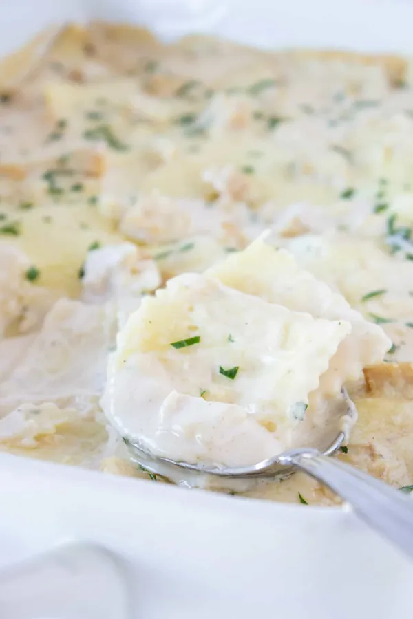 Easy Chicken Alfredo Ravioli Bake