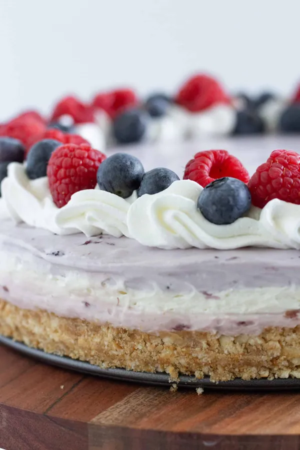 Easy No Bake Berry Cheesecake