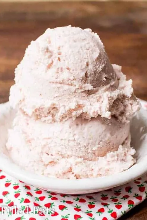 Keto Strawberry Ice Cream
