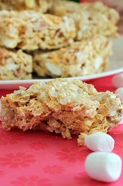 Raspberry-Peach Marshmallow Squares