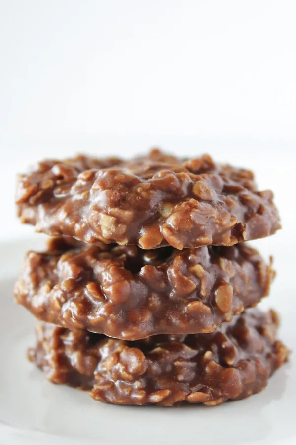 Easy Classic No Bake Cookies Recipe