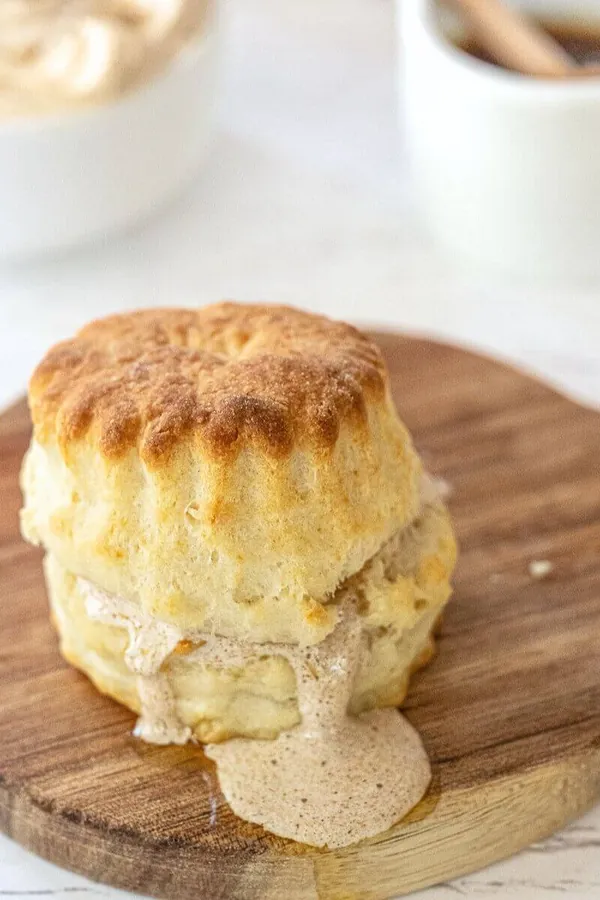 Easy Homemade Cream Biscuits Recipe (2-Ingredient)