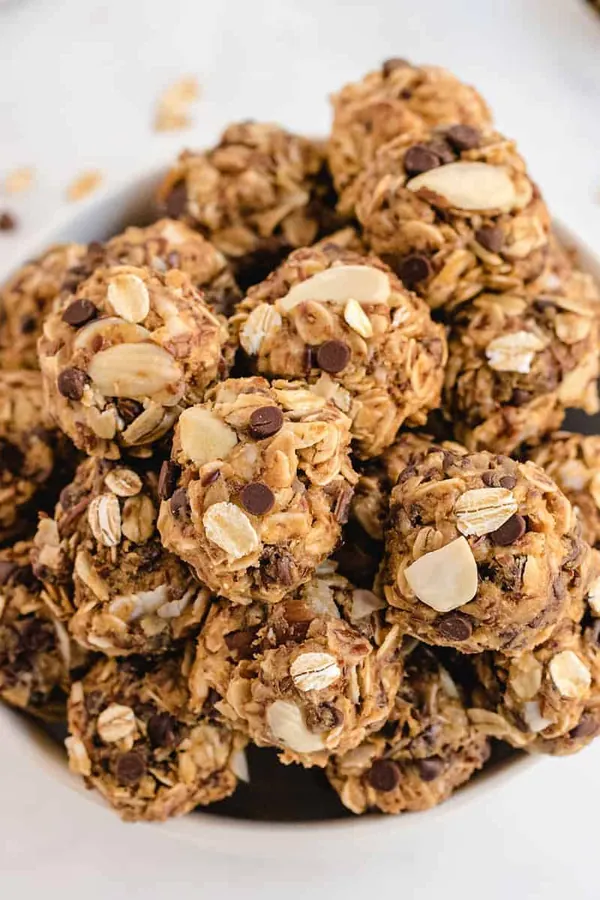 Energy Bites Recipe (Oat Energy Balls)