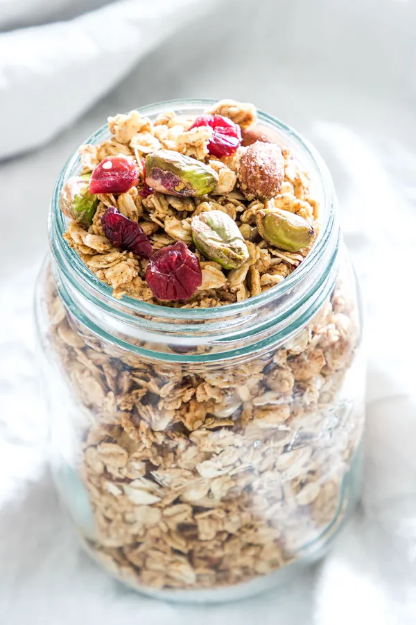 Gingerbread Christmas Granola