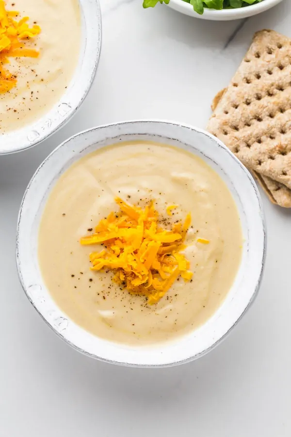 Instant Pot Cauliflower Soup