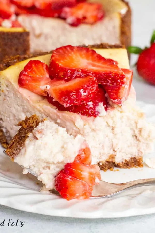Keto Strawberry Cheesecake