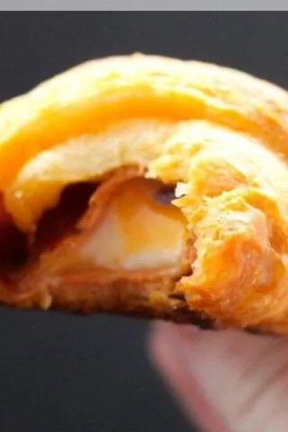 Pizza-Stuffed Crescent Rolls