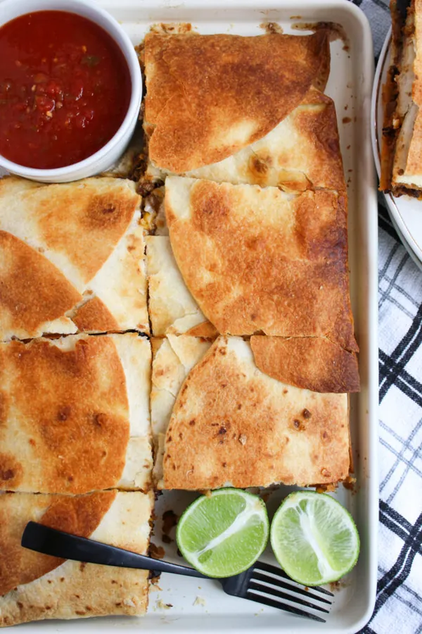 Say Goodbye to Cleanup with These 10 Flavor-Packed One-Pan Meals!