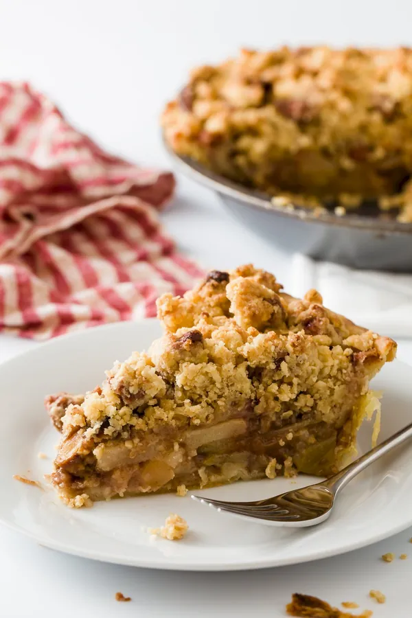 Apple Crumble Pie