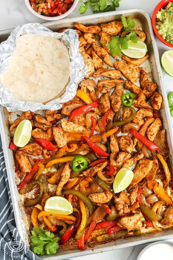 Baked Sheet Pan Chicken Fajitas