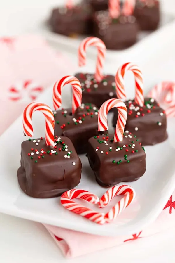 Candy Cane Cheesecake Bites