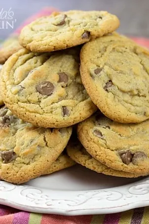 Chocolate Chip Cinnamon Cookies