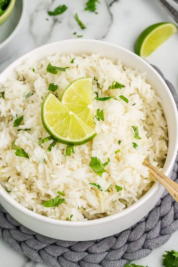 Cilantro Lime Rice Recipe (Chipotle Copycat)