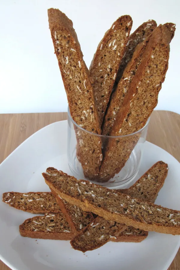 Cinnamon Maple Oatmeal Biscotti