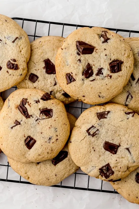 Copycat Crumbl Chocolate Chip Cookies