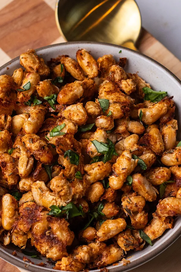 Crispy Garlic Parmesan White Beans