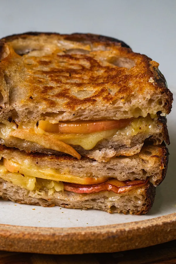 Fall Apple Cheddar Grilled Cheese