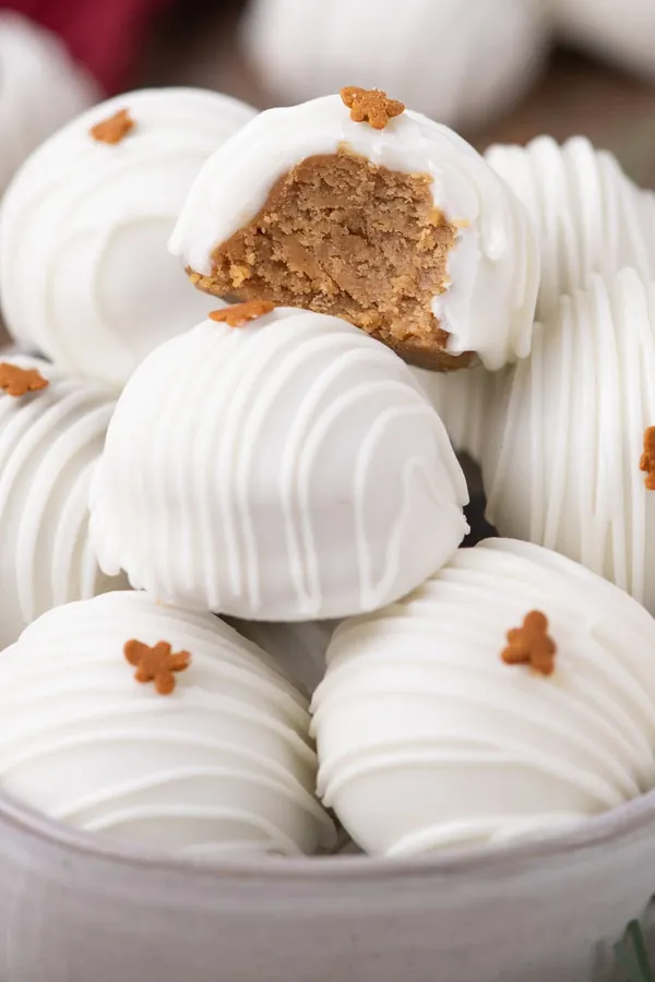 Gingerbread Oreo Truffles